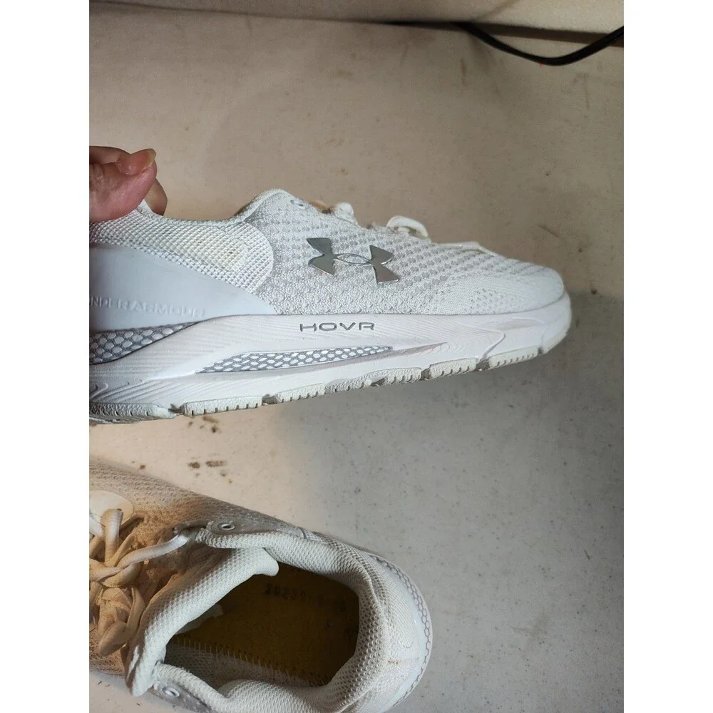 Q Under Armor Women's 8 And 1/2 White Mesh Tennis Shoe (1097)